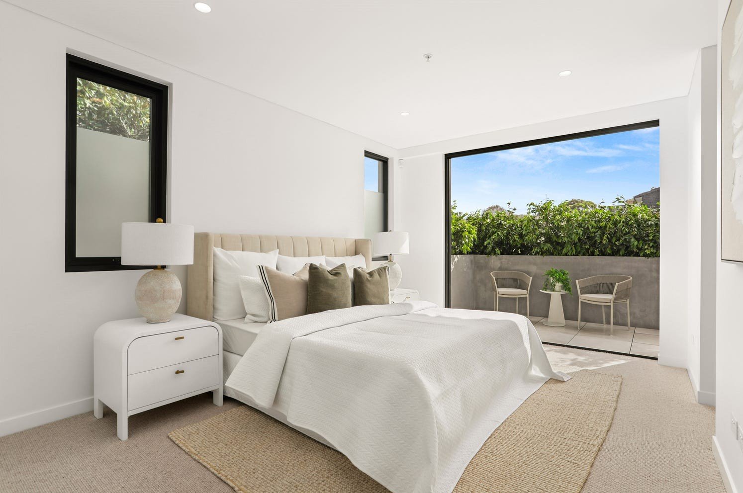 Rose Bay townhouse master bedroom