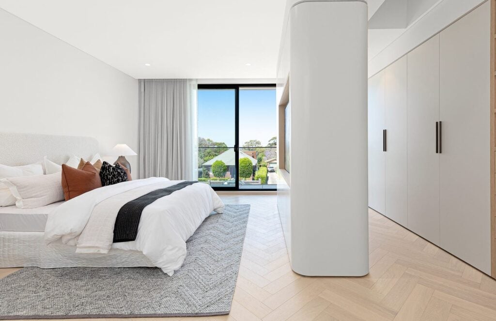 Bedroom with direct lift access