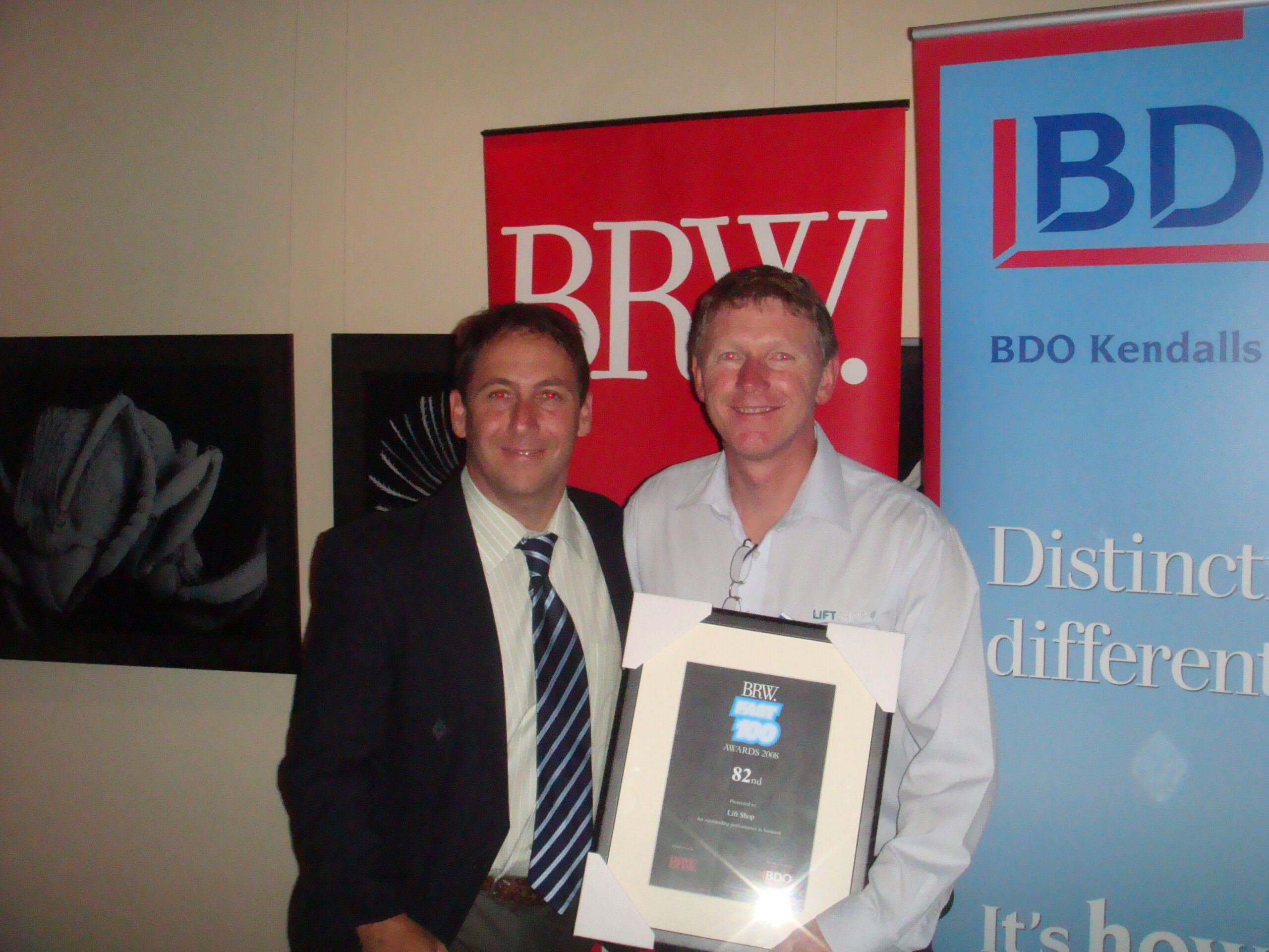 Les Katz receiving an award in 2008