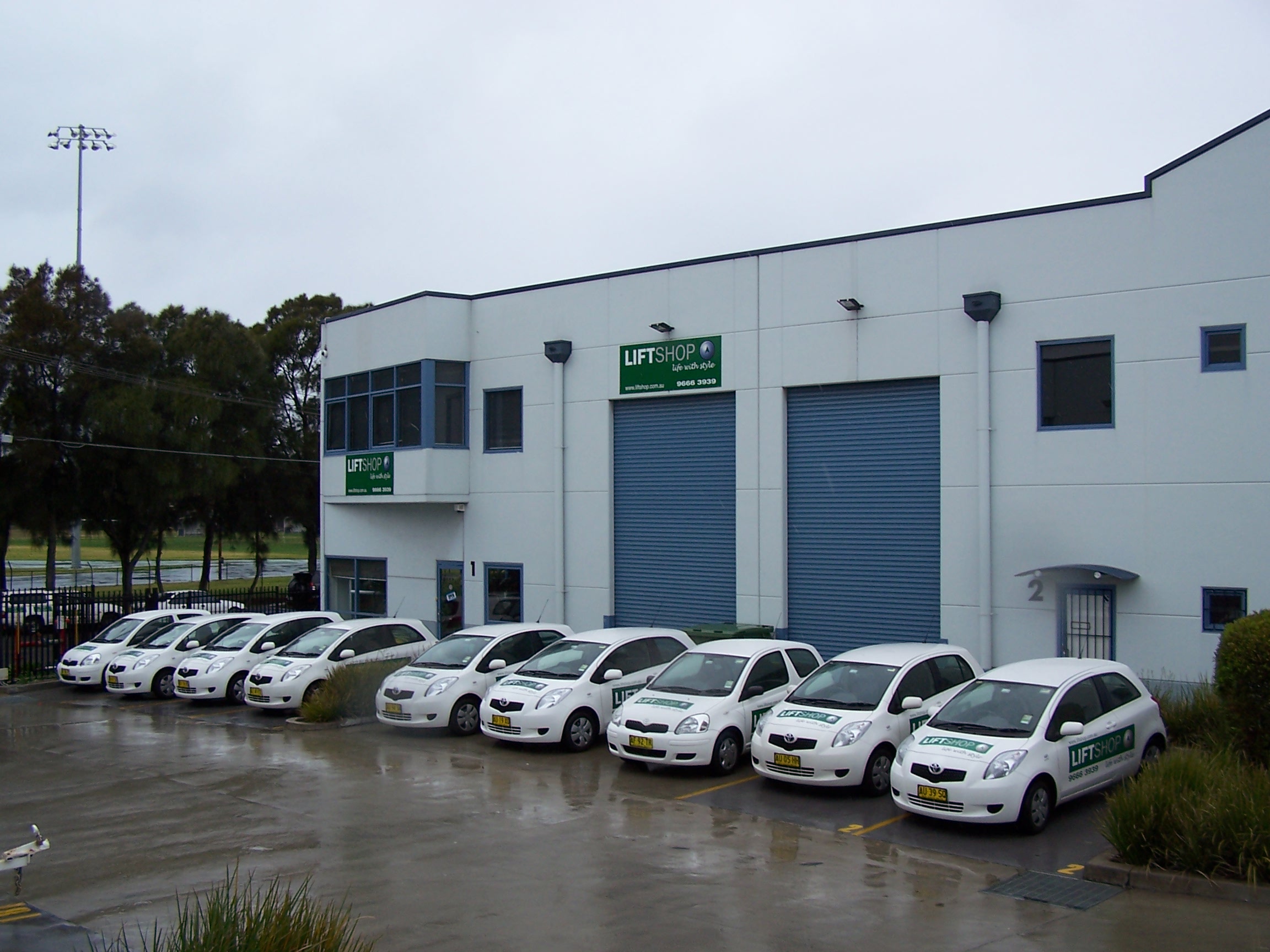 Lift Shop cars outside the showroom in 2008